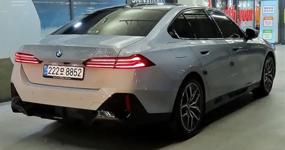 Bmw 5-Series 