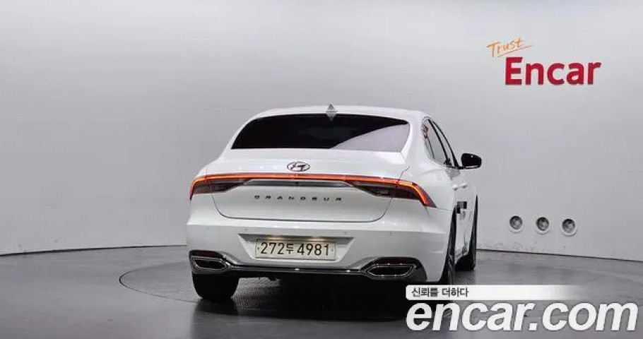 Hyundai Grandeur 