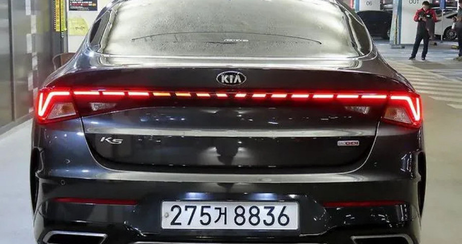 Kia K5 