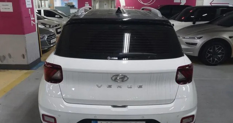Hyundai Venue 