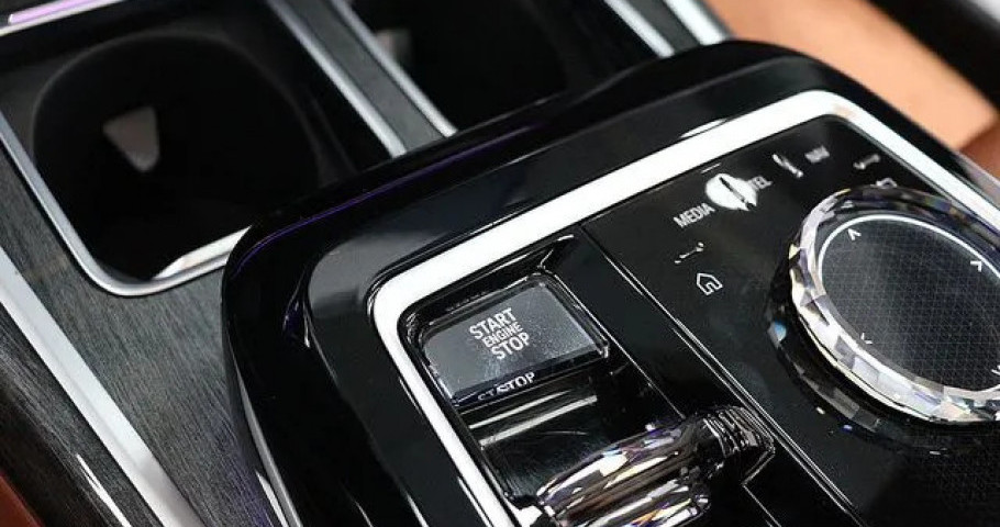 Bmw 7-Series 