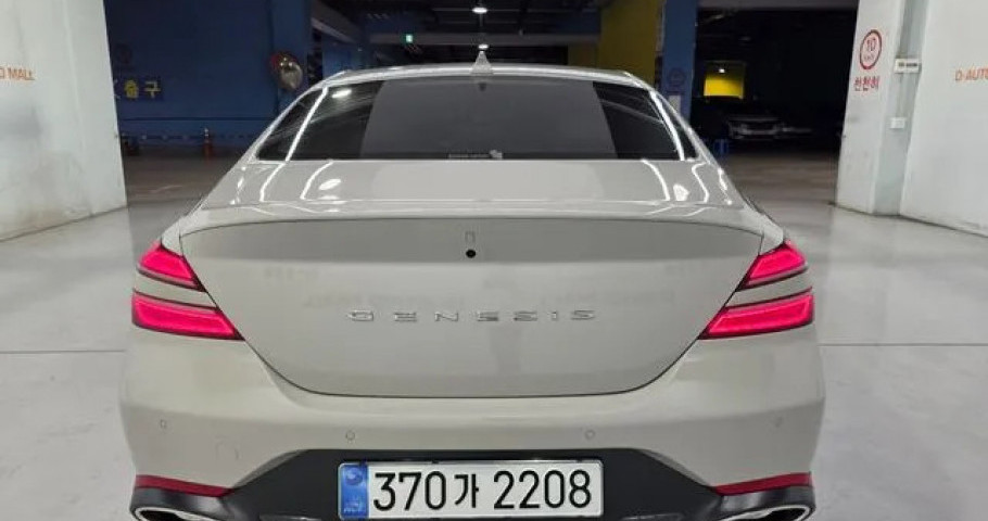 Genesis G70 