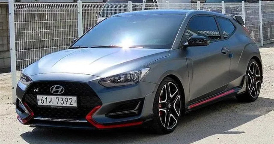 Hyundai Veloster 