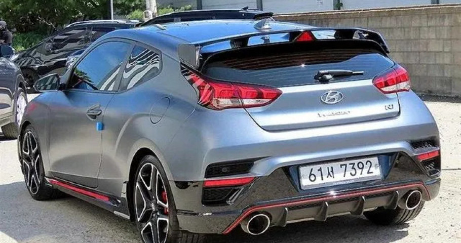 Hyundai Veloster 