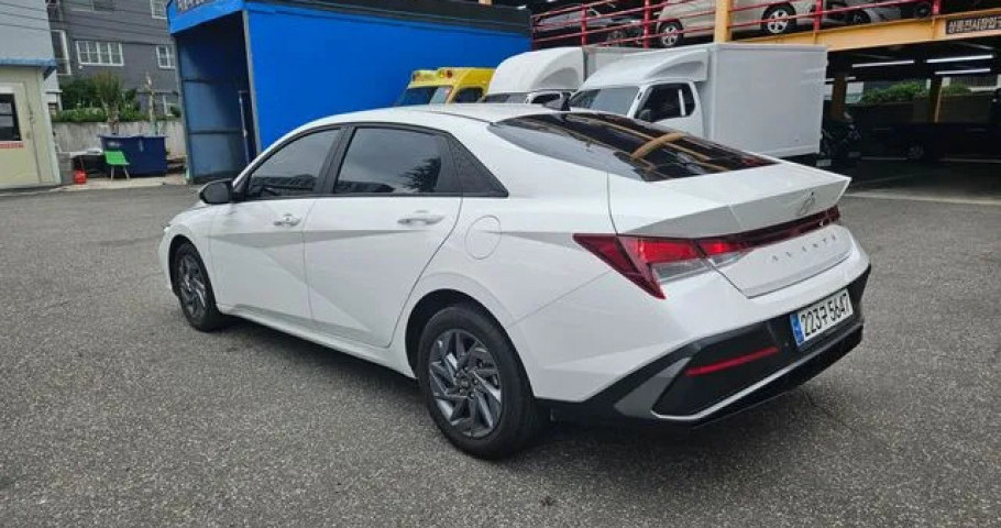 Hyundai Avante (Elantra) 