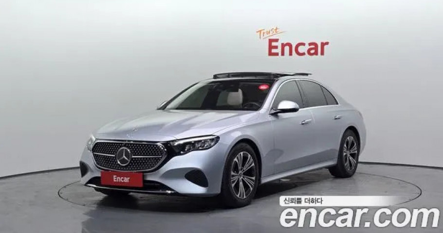 Mercedes-Benz E-Class 