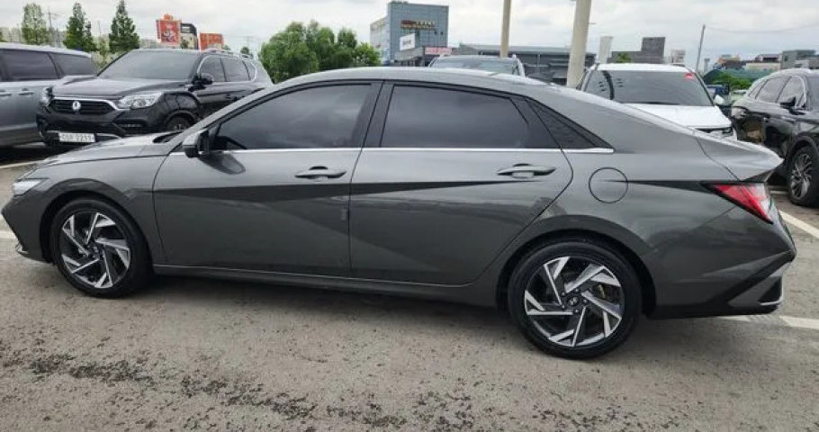 Hyundai Avante (Elantra) 
