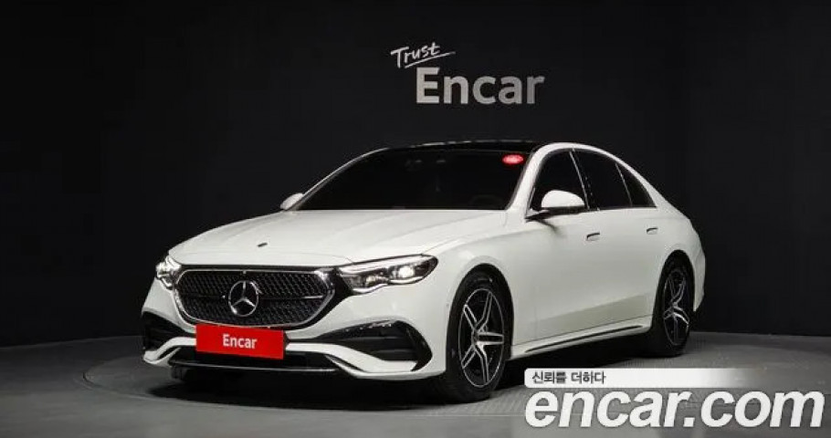 Mercedes-Benz E-Class 