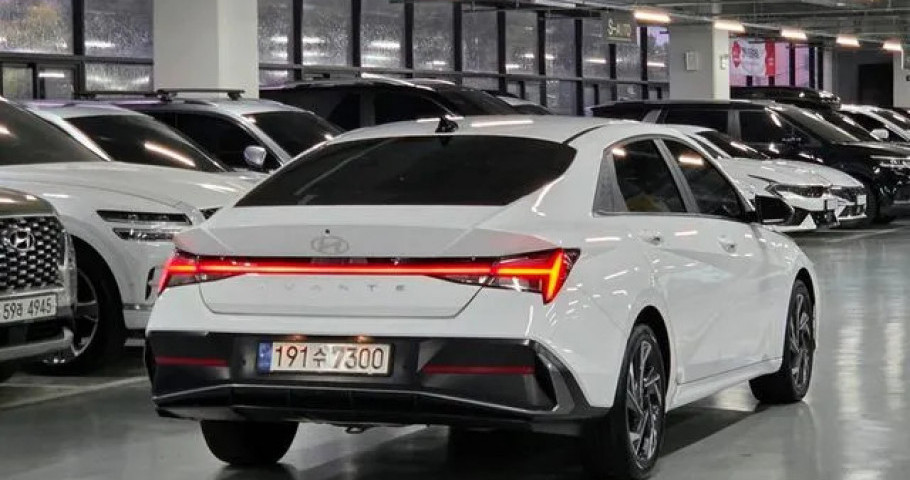 Hyundai Avante (Elantra) 