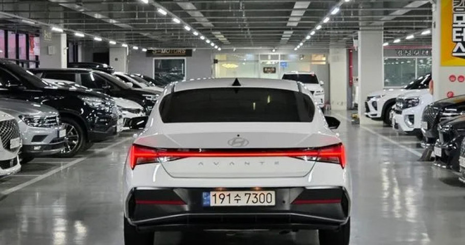 Hyundai Avante (Elantra) 