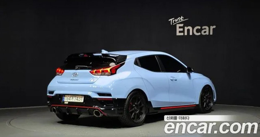 Hyundai Veloster 