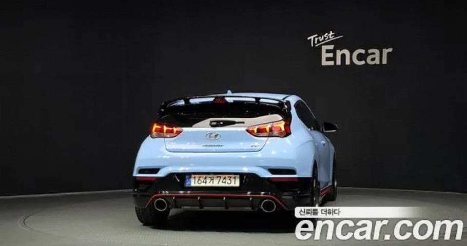 Hyundai Veloster 