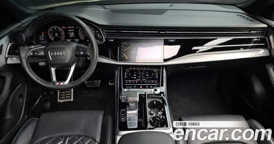 Audi Q8 