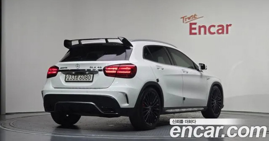 Mercedes-Benz Gla-Class 