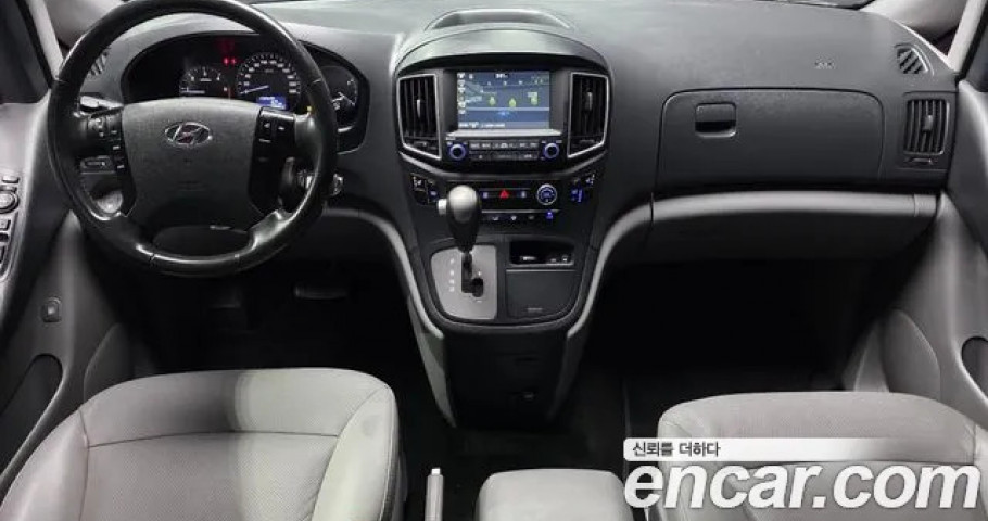 Hyundai Starex 