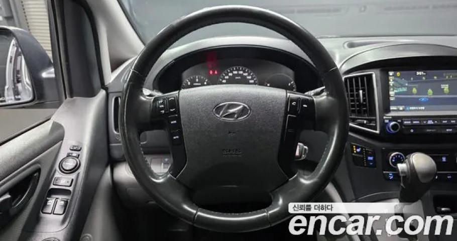 Hyundai Starex 