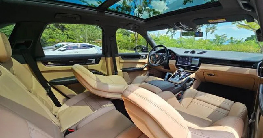 Porsche Cayenne 