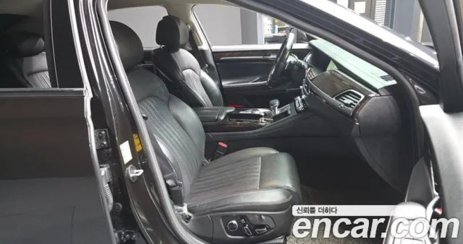 Genesis G90 