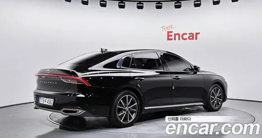 Hyundai Grandeur 