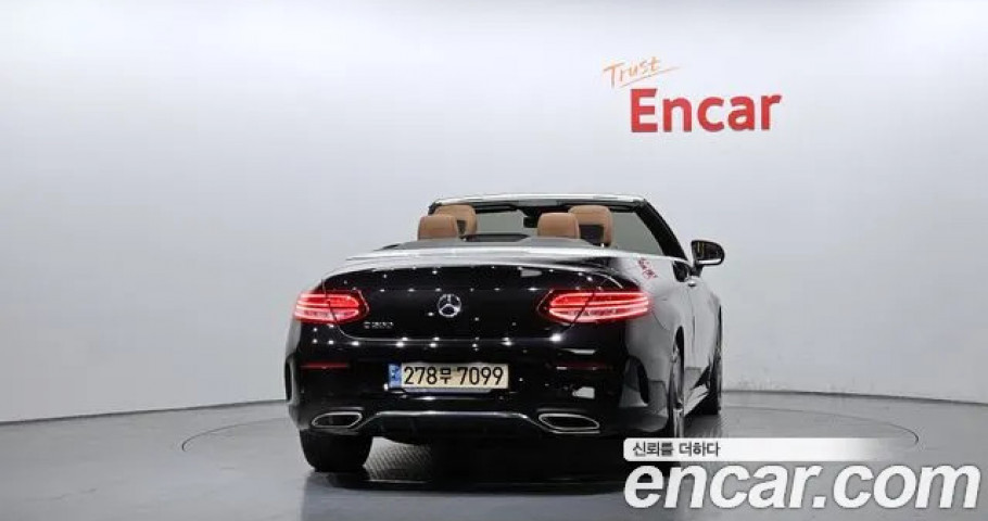 Mercedes-Benz C-Class 