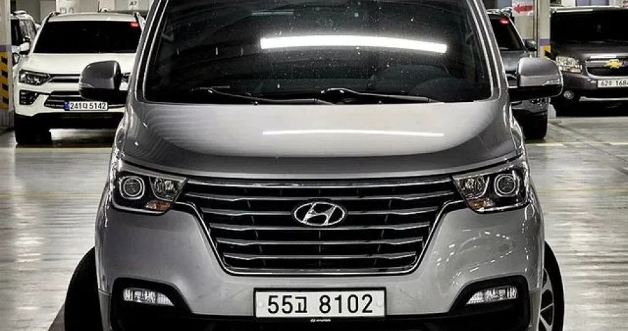 Hyundai Starex 