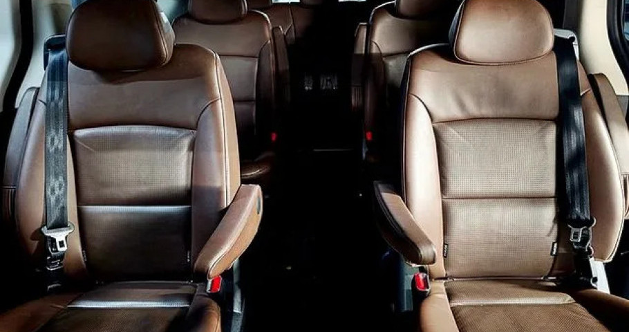 Hyundai Starex 