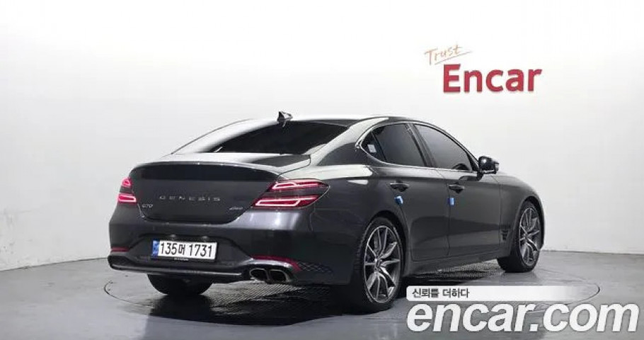 Genesis G70 