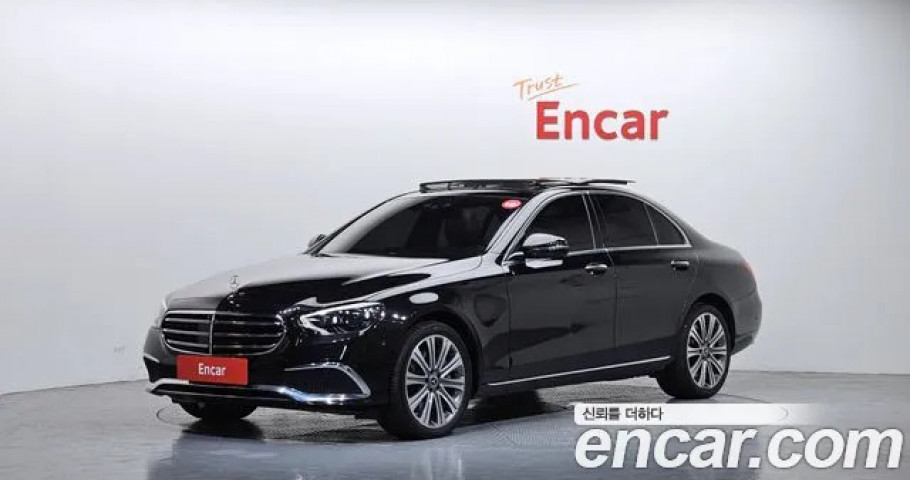 Mercedes-Benz E-Class 