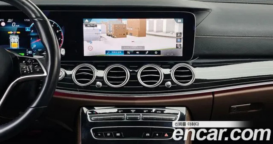 Mercedes-Benz E-Class 