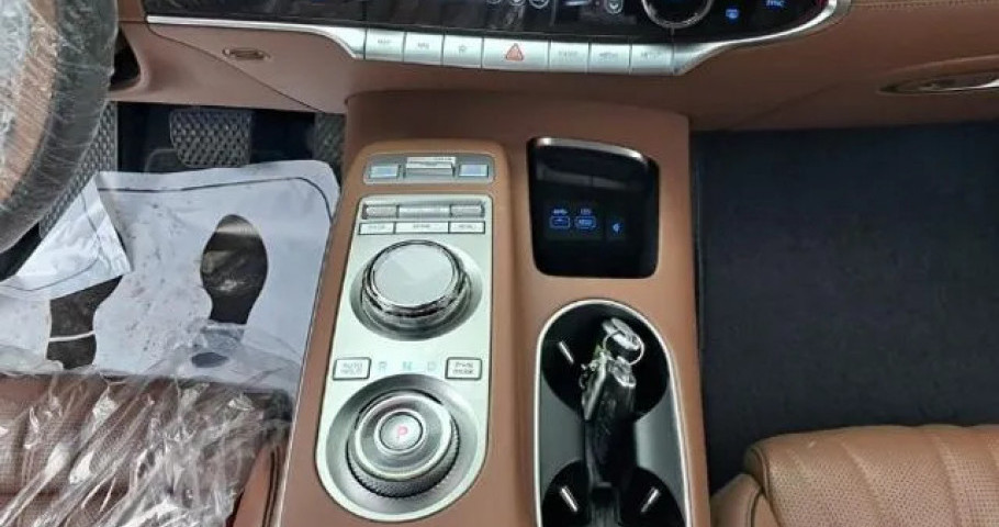 Genesis Gv70 