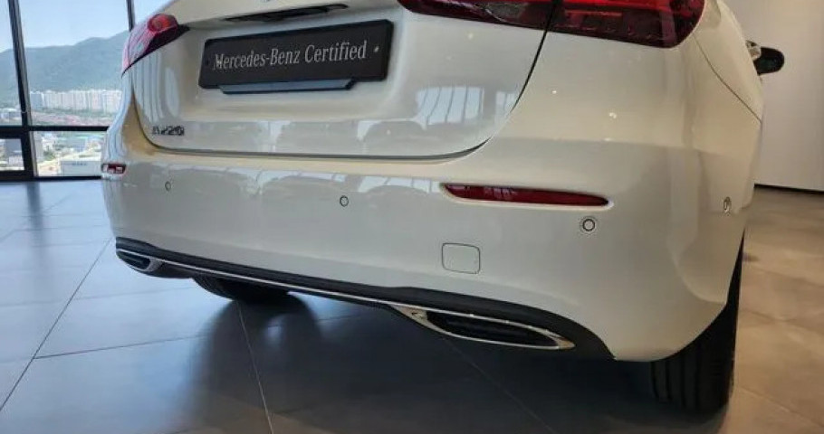 Mercedes-Benz A-Class 