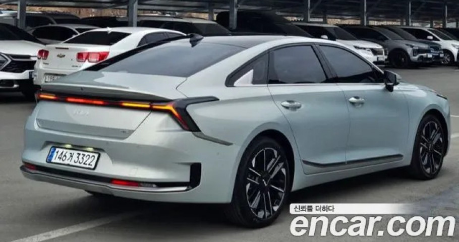 Kia K8 