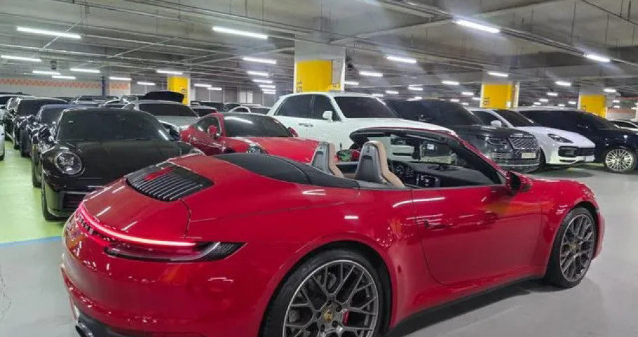 Porsche 911 