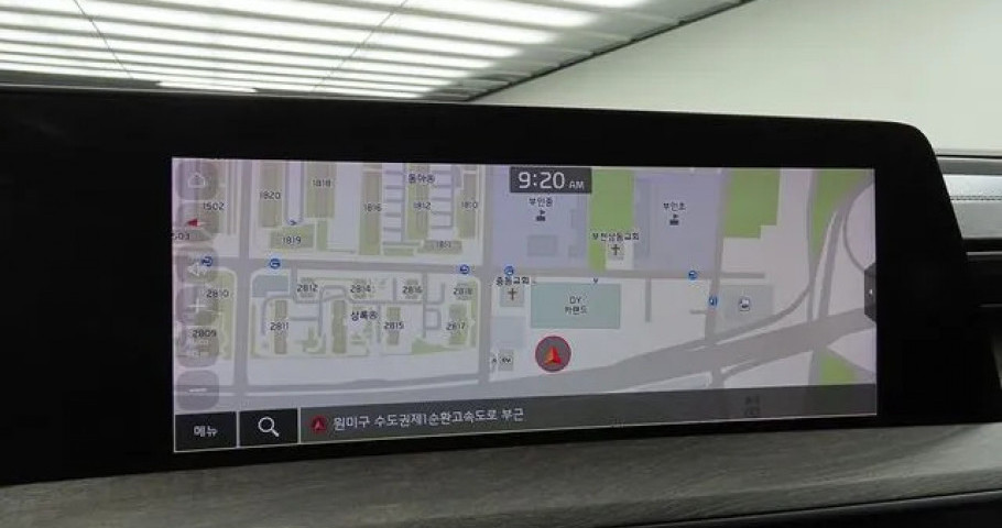 Kia K8 