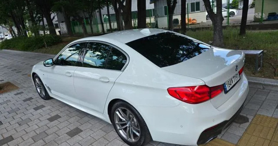 Bmw 5-Series 