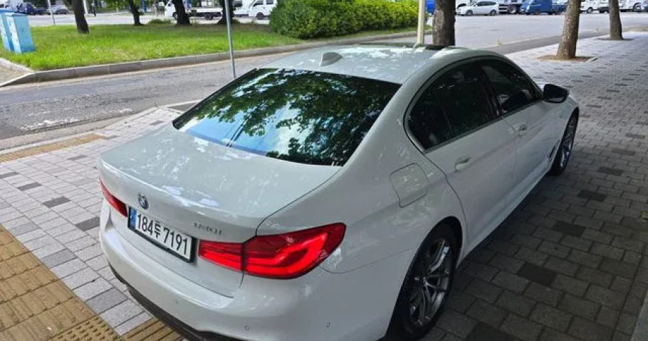 Bmw 5-Series 