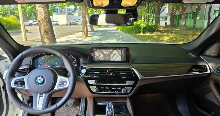 Bmw 5-Series 