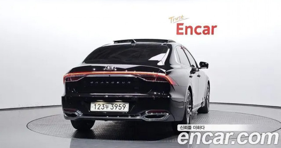 Hyundai Grandeur 