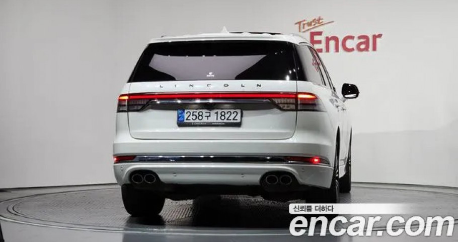 Lincoln Aviator 
