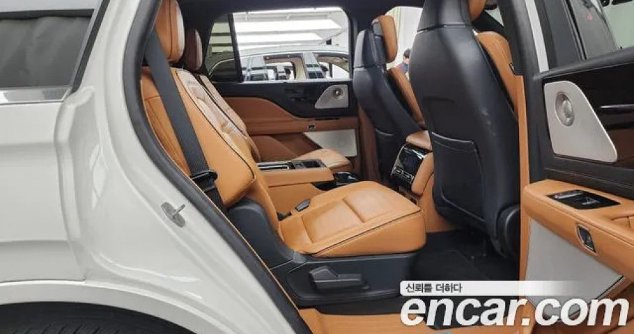 Lincoln Aviator 