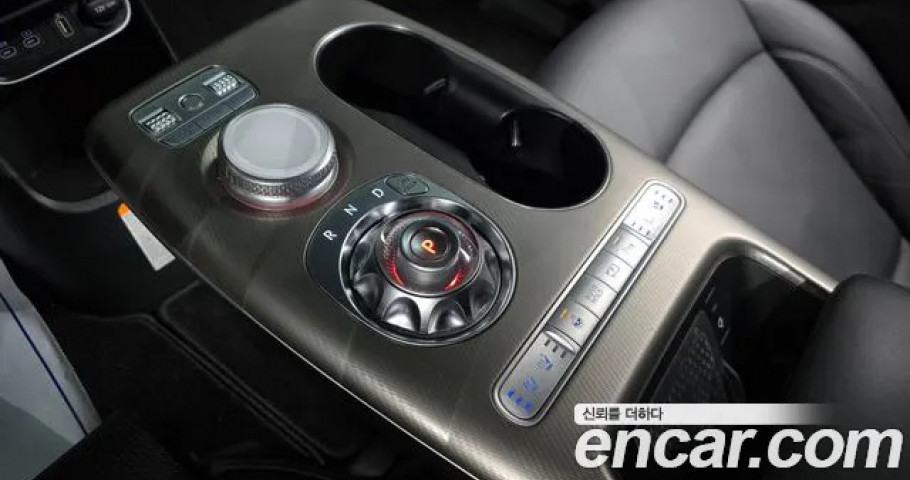 Genesis Gv60 