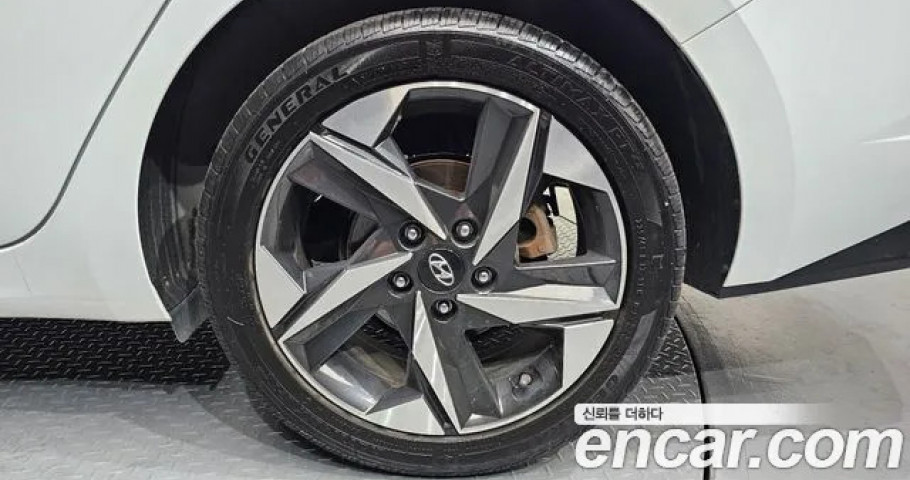 Hyundai Avante (Elantra) 