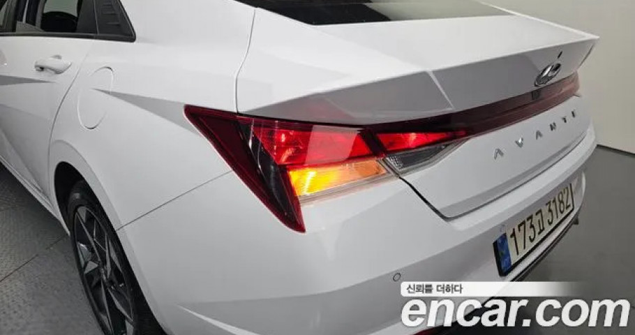 Hyundai Avante (Elantra) 
