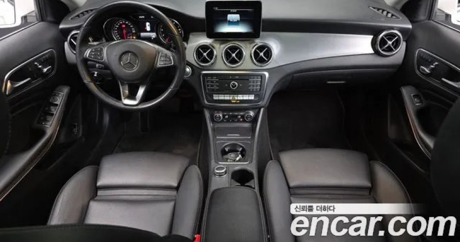 Mercedes-Benz Gla-Class 