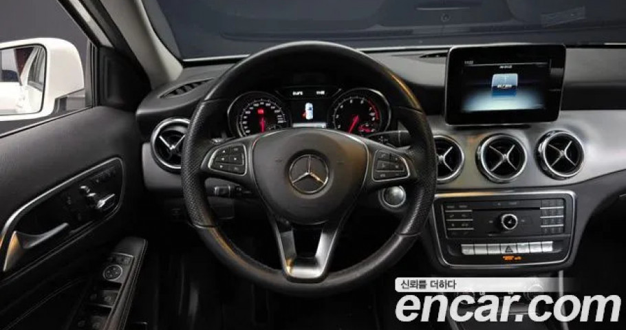 Mercedes-Benz Gla-Class 