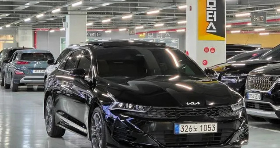 Kia K5 