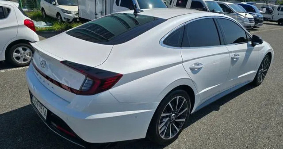 Hyundai Sonata 
