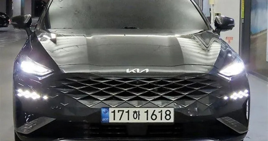 Kia K8 