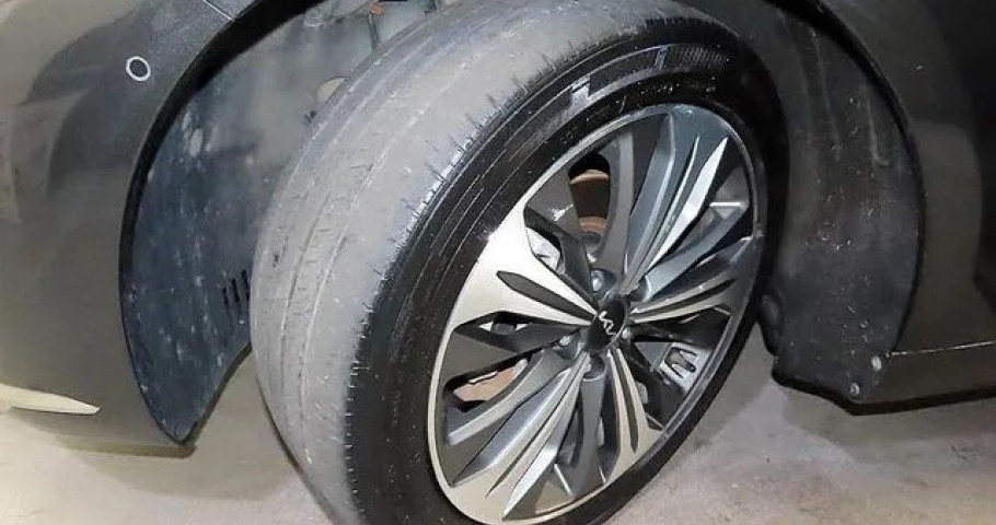 Kia K8 