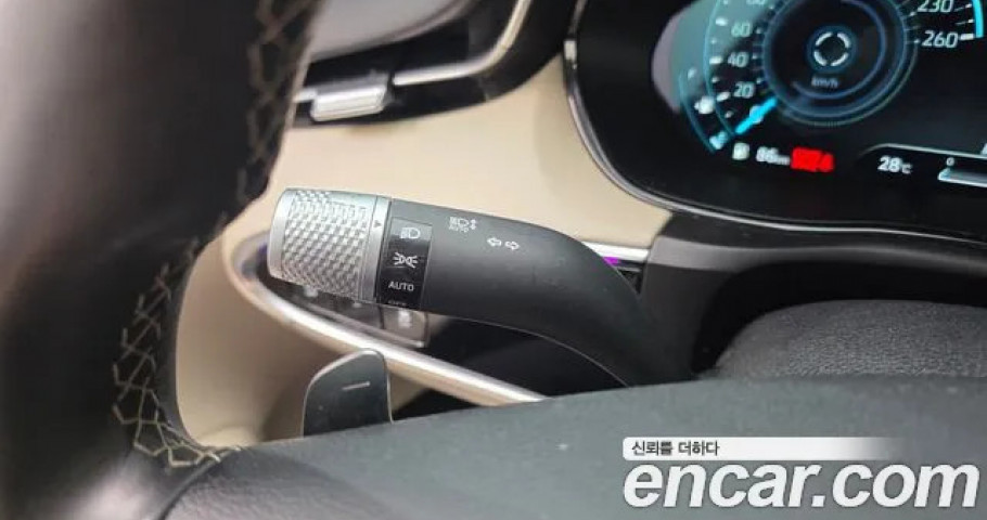 Genesis Gv70 